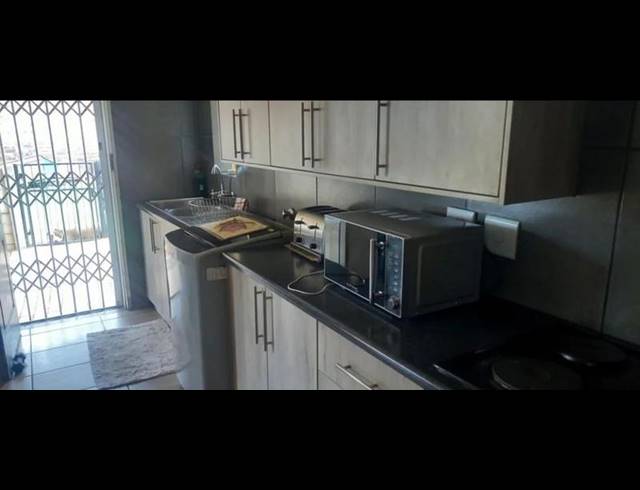 3 BEDROOM PROPERTY TO RENT IN ELANDSPARK